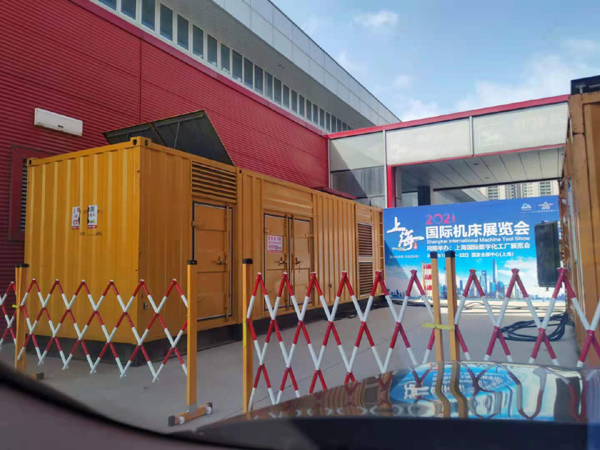 平泉发电车出租-发电机无电压或电压太低怎么办?