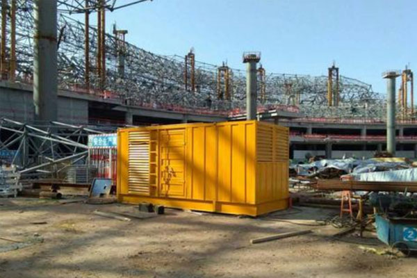 平泉发电机出租如何判断空气滤清器是否需要更换？