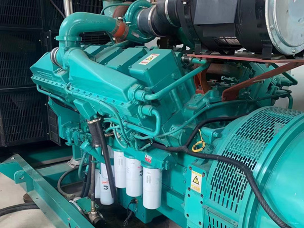 平泉更换100kW柴油发电机组机油时，需要注意哪些事项？